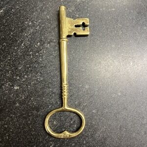 Virginia Metalcrafters Colonial‎ Williamsburg Brass Skeleton Key/ Paperweight